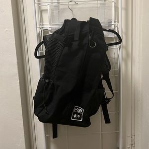 K9 sport sack (not NWT) gently used